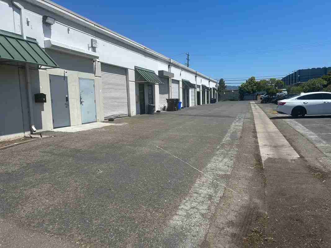 7972 Capwell Dr - Photo 3 of 4