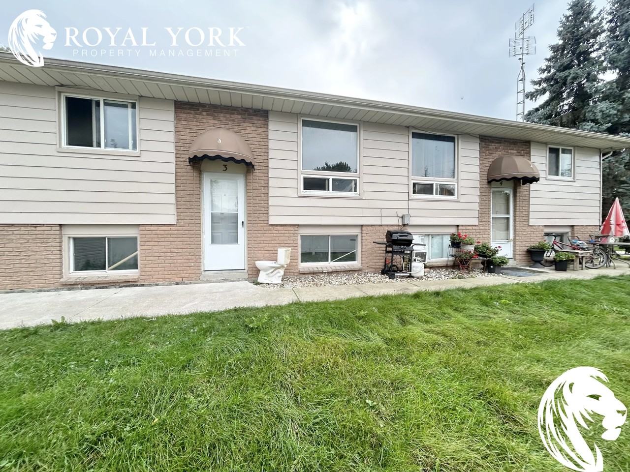 3-6 Dufferin Street North, Tilbury, Ontario N0P 2L0 - Photo 2 of 19