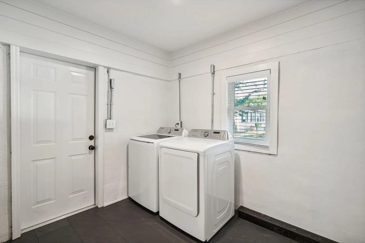 1533 Cantwell St #NA - Photo 7 of 13