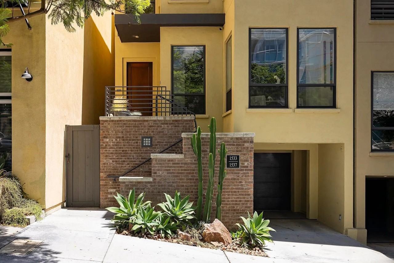 1537 Ninth Avenue - Photo 2 of 24