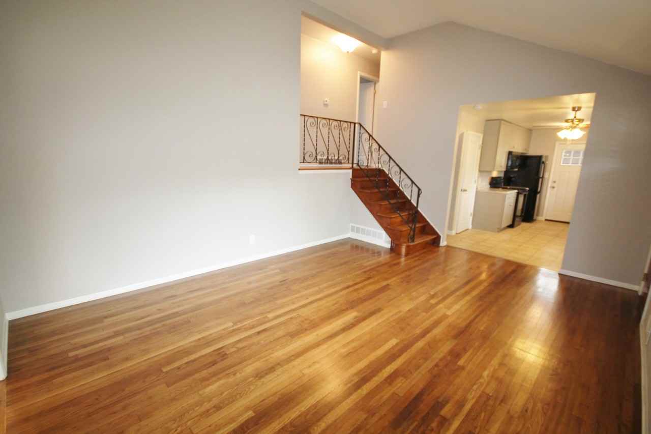743 Harley Dr - Photo 3 of 31