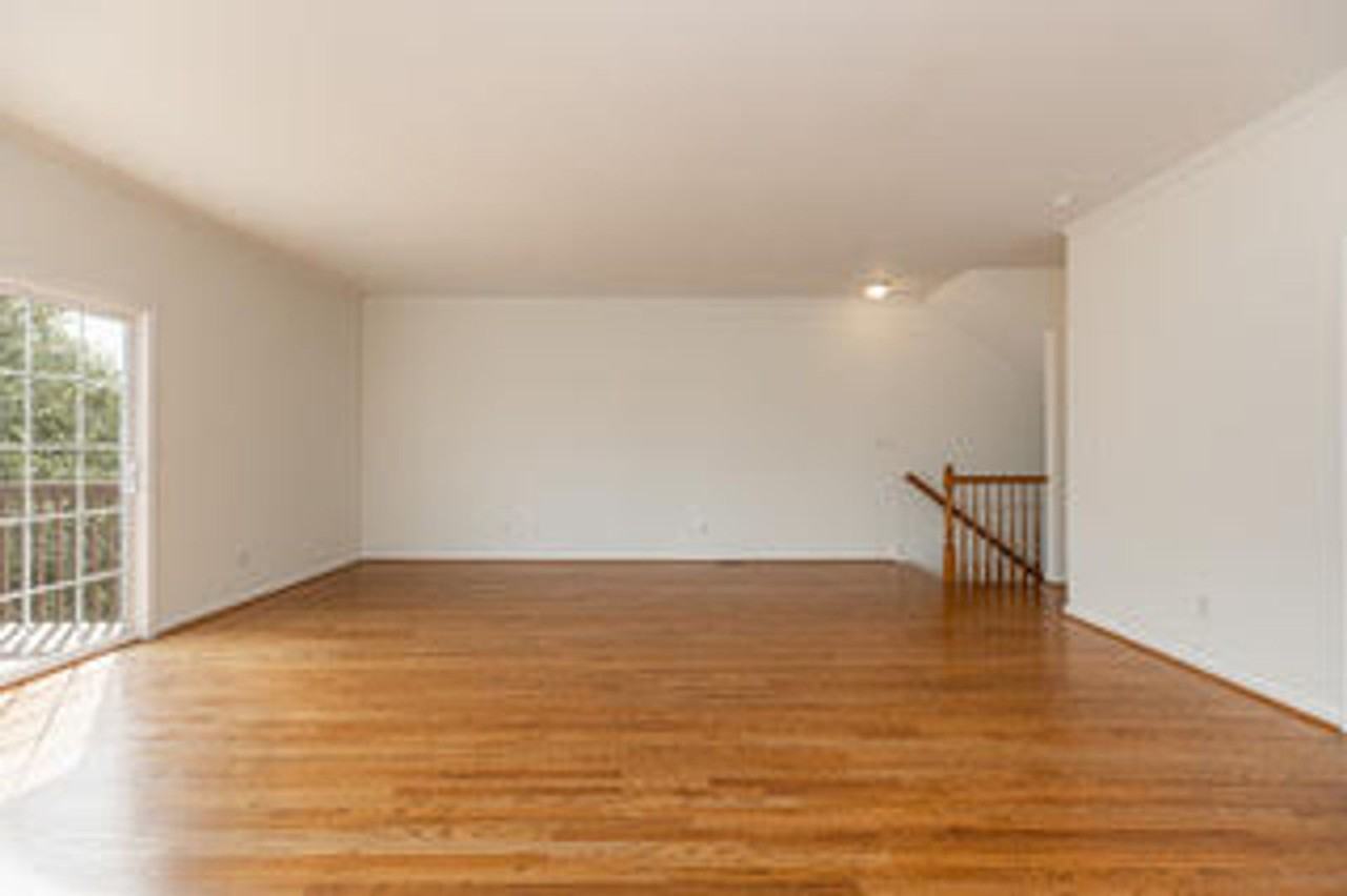 111 Pumpkin Patch Ln - Photo 5 of 28