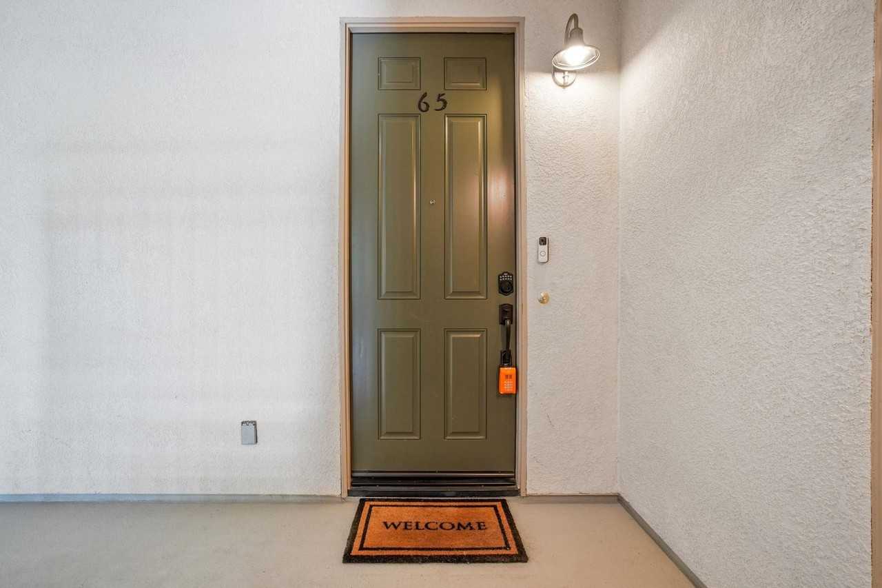 24116 Victoria Ln #65 - Photo 3 of 17