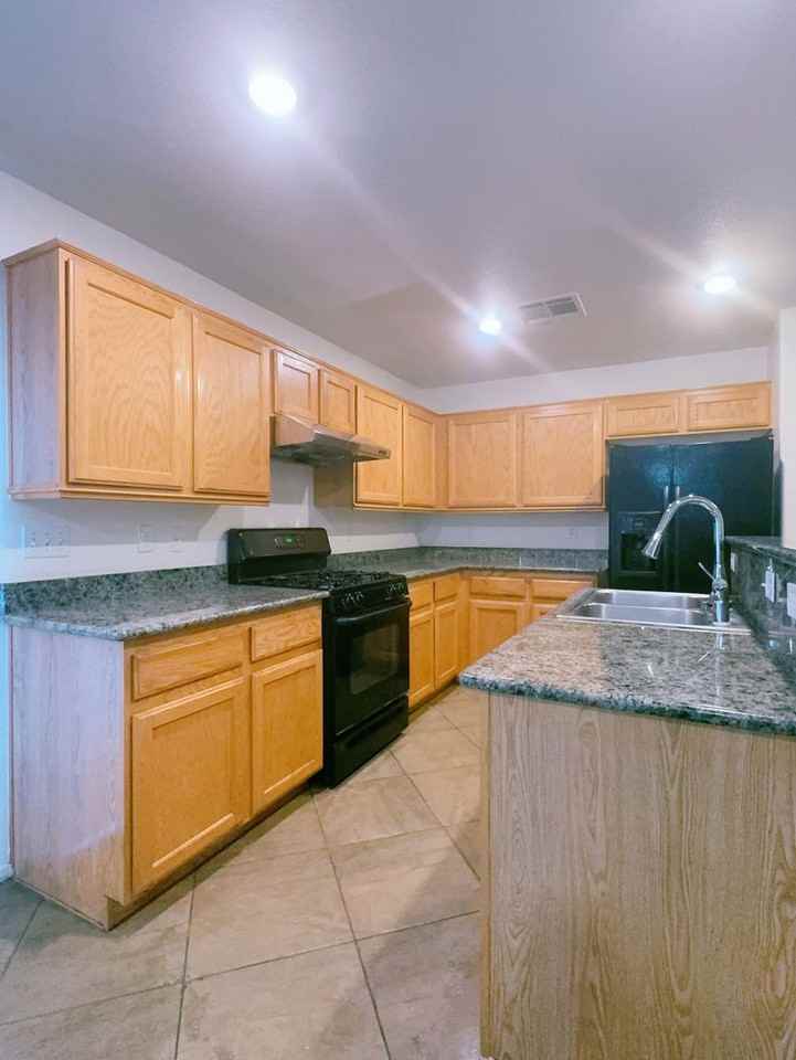 7238 Mosaic Terrace St - Photo 5 of 16