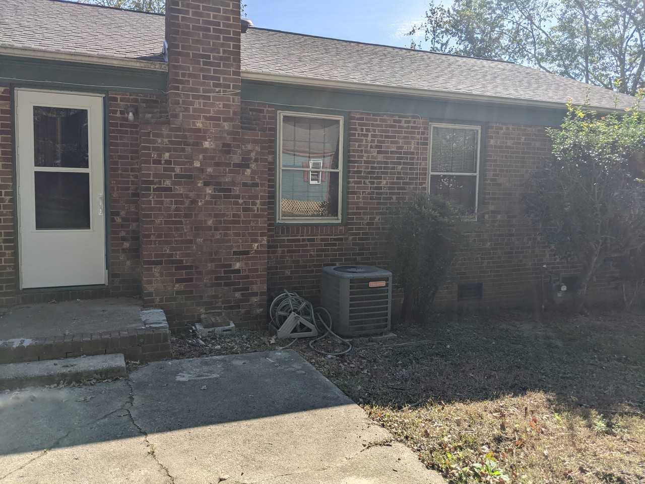 3000 Royalton Dr - Photo 2 of 23