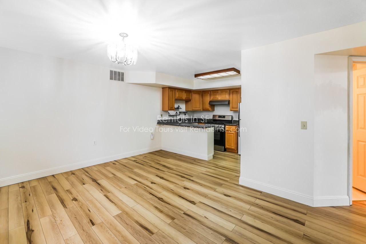 1253 47th Ave - Photo 3 of 12