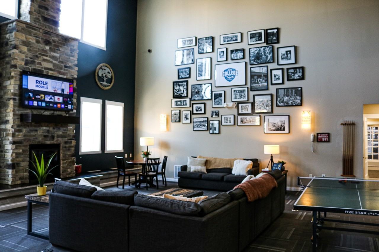 College Town Mankato - Photo 3 of 49