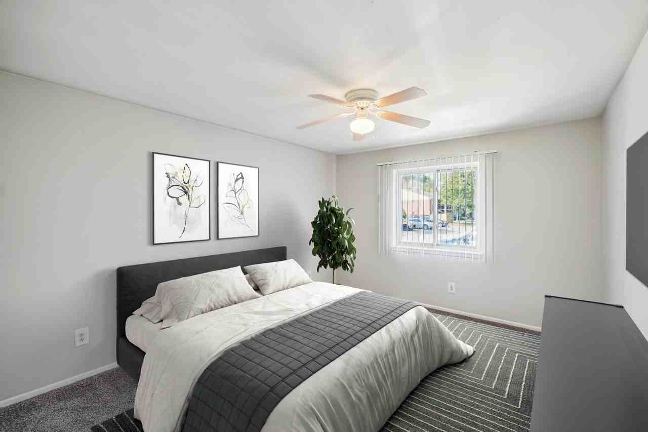 Riverstone - Photo 2 of 16