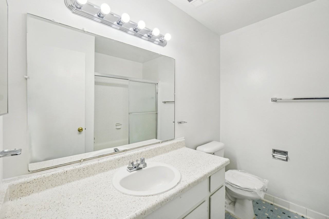 Riverstone - Photo 5 of 16