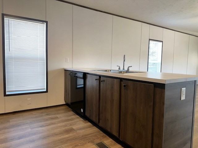 418 Chloe Cir - Photo 3 of 14