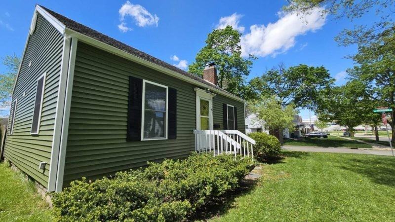 1141 Cleo St - Photo 6 of 14