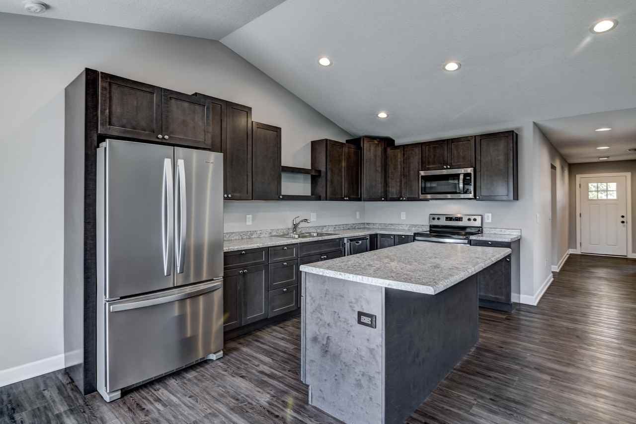 949 Monette Avenue #B - Photo 2 of 24