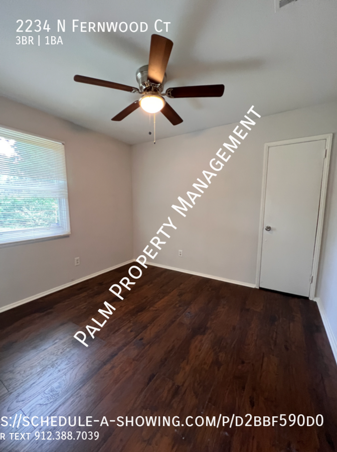 2234 N Fernwood Ct - Photo 2 of 10