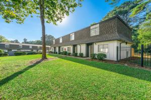 featured image of 2420 Heaton Dr