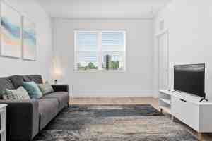 featured image of 1052 Windsor Rd