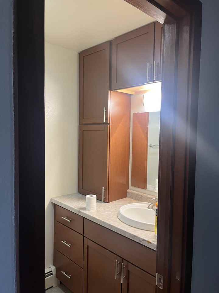 400 1/2 Kirkwood Ave #1 - Photo 3 of 4