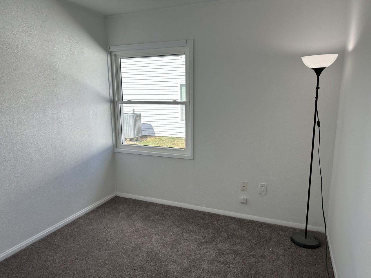 265 Pinewood Dr #NA - Photo 2 of 11