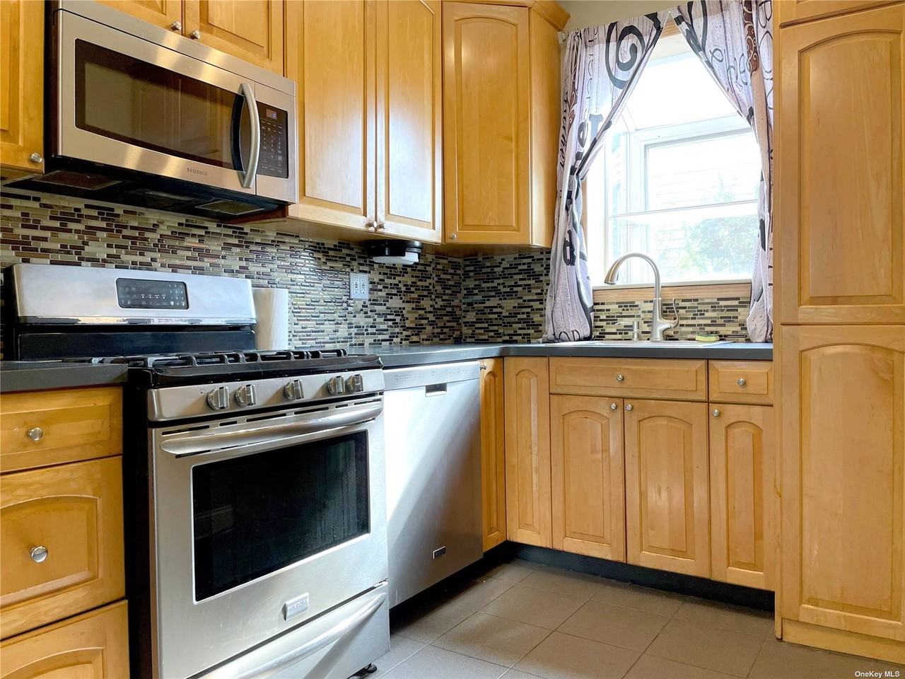 14968 21st Ave #2 - Photo 2 of 17