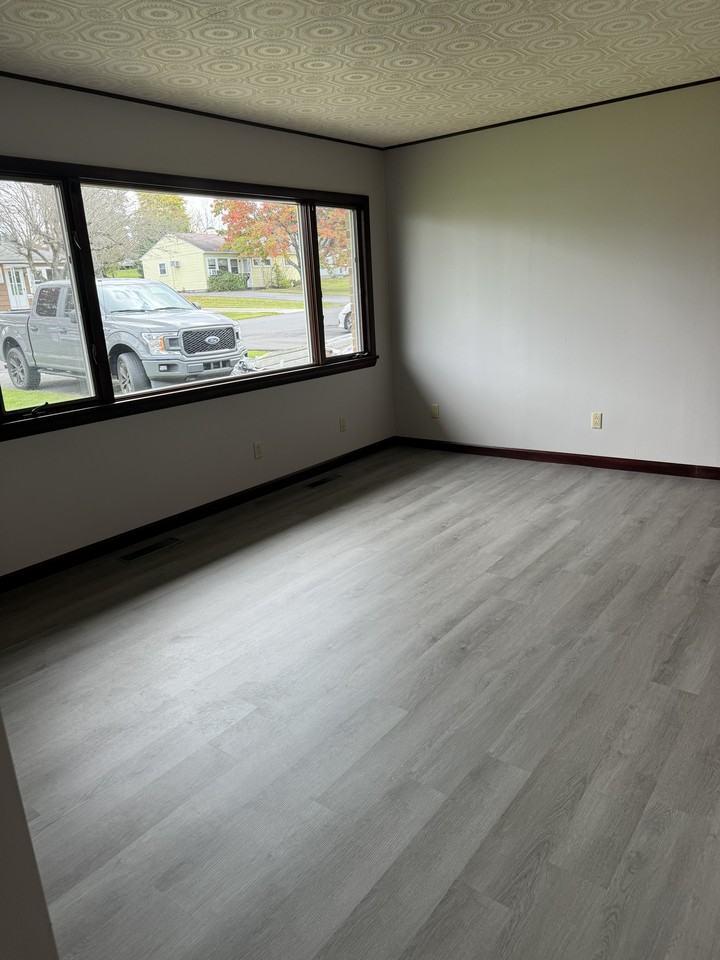 109 Clayton Dr #NA - Photo 3 of 13