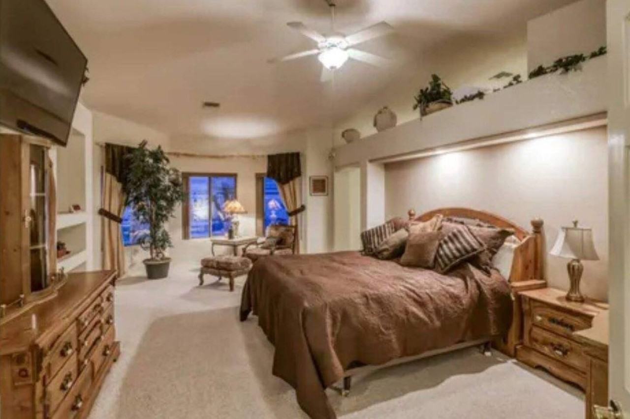 2405 South Jamaica Boulevard #NA - Photo 2 of 10