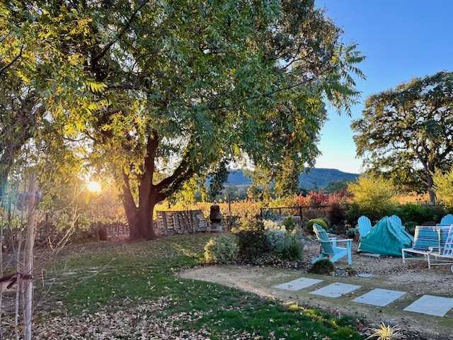 1018 Berry Ln #NA - Photo 2 of 17