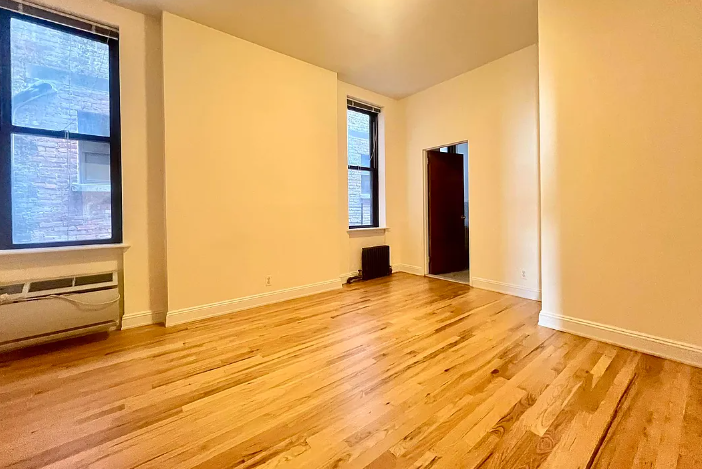 128 East 24th Street #4A - Photo 2 of 6