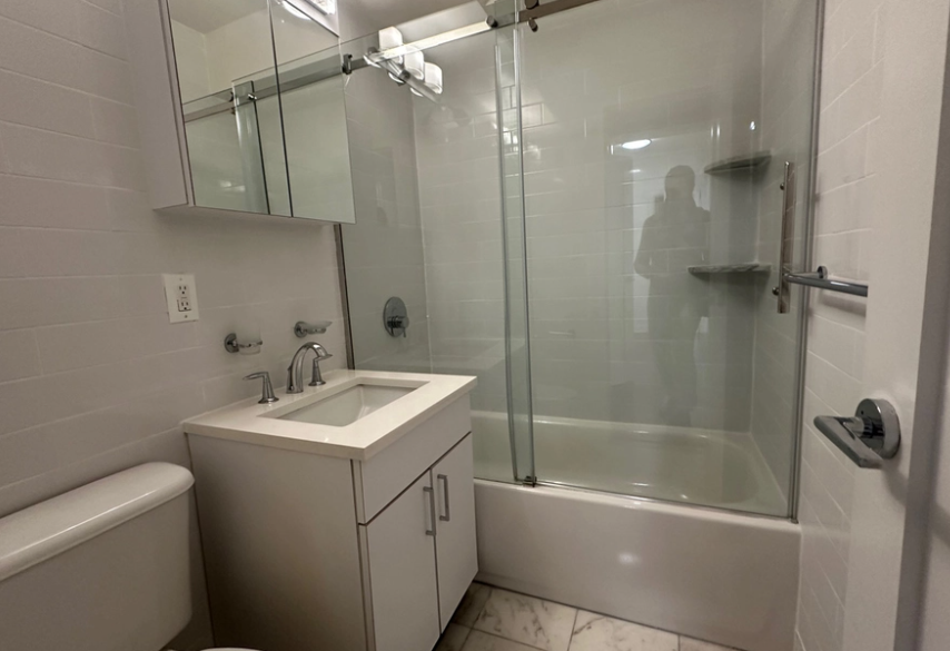 159 East 57th Street #7D - Photo 7 of 7