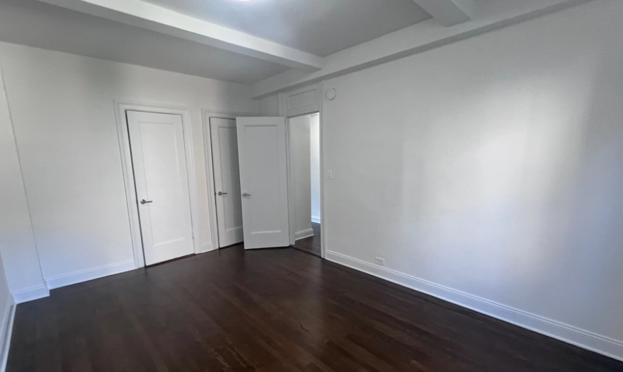 158 E 37th St #5A - Photo 6 of 8