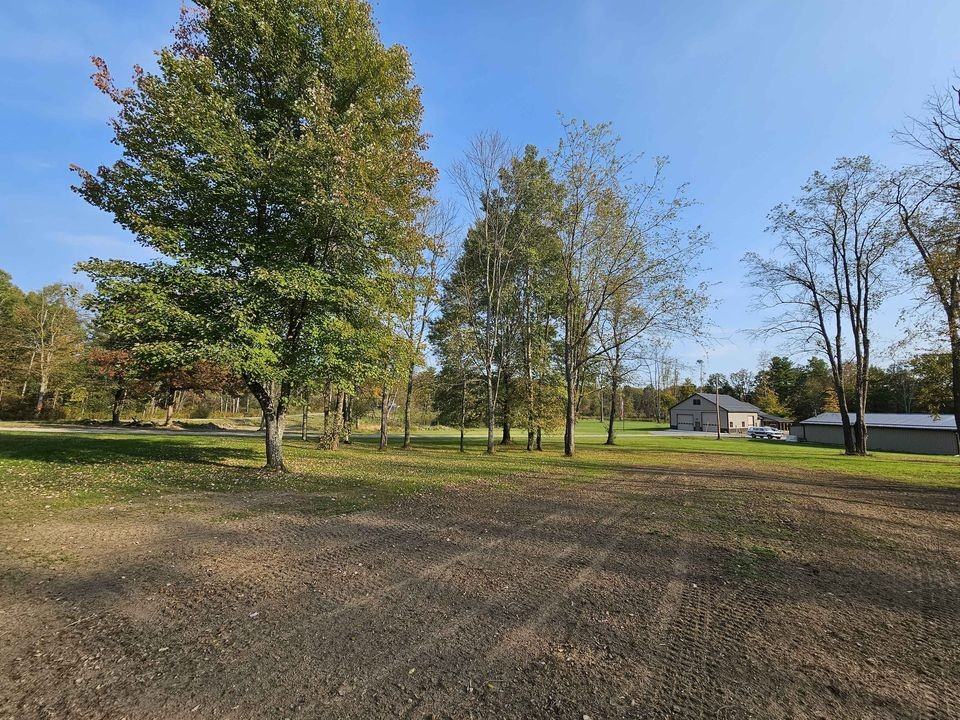 13185 W Vernon Rd #NA - Photo 2 of 8