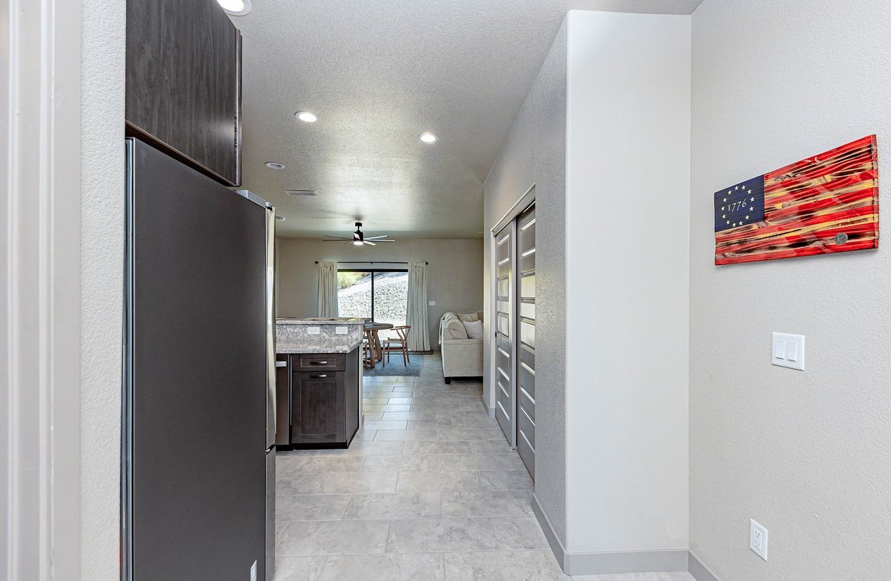 3650 Parkview Drive #NA - Photo 2 of 34