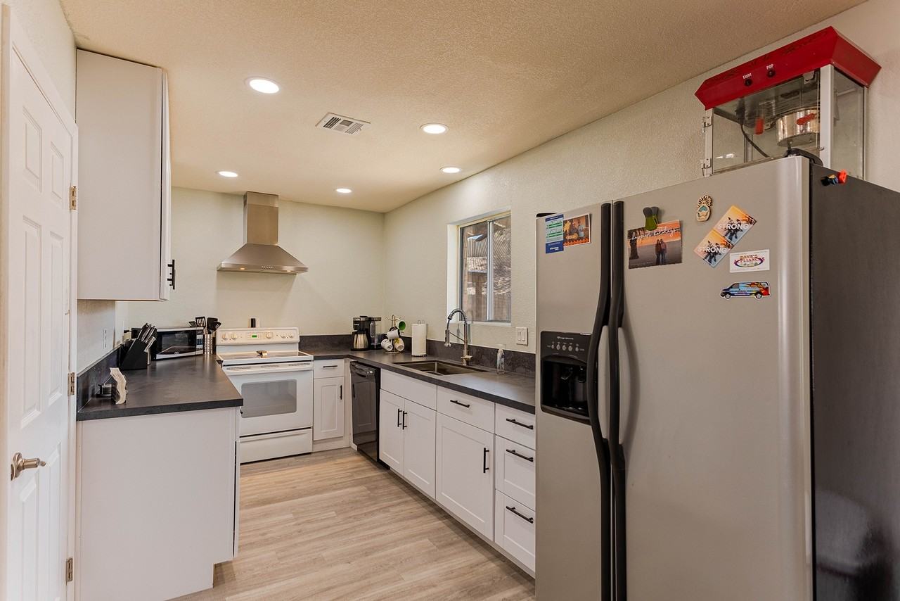 2312 Warbler Lane #NA - Photo 3 of 38