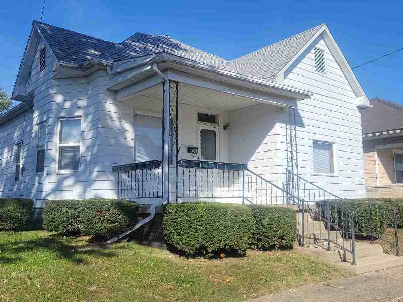 705 Lexington Ave - Photo 2 of 7