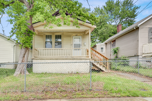 6571 Leschen Ave - Photo 2 of 11