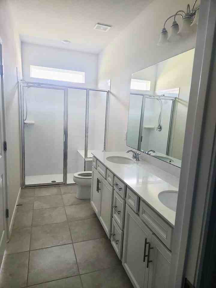 2501 Southlawn Ln - Photo 3 of 10