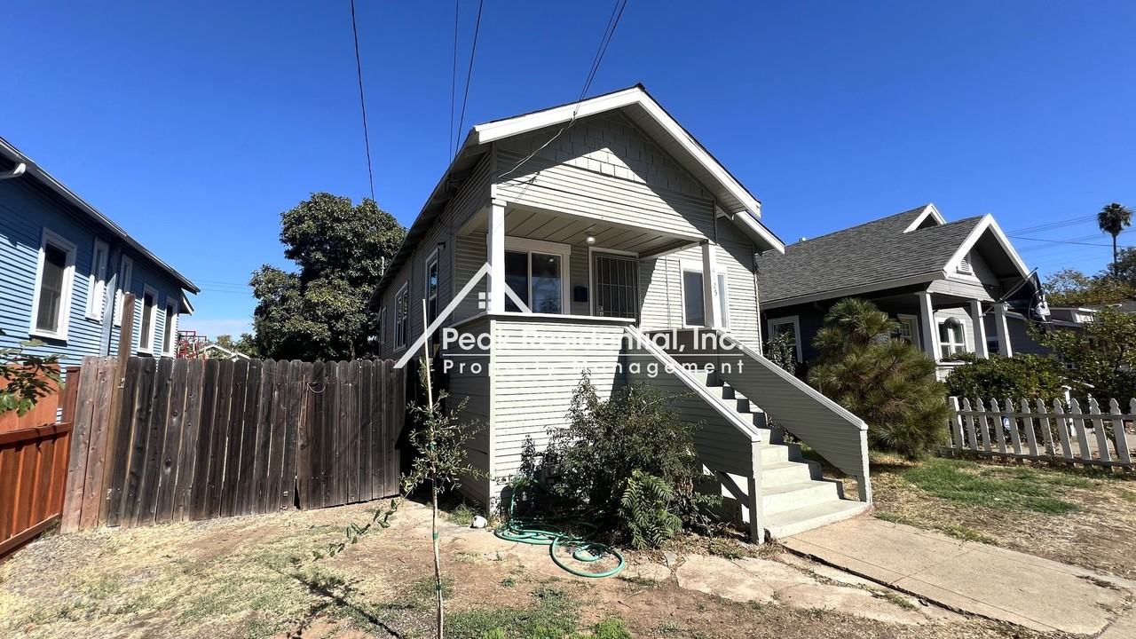 4125 3rd Ave - Photo 3 of 21