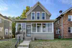 featured image of 2411 Emmet St