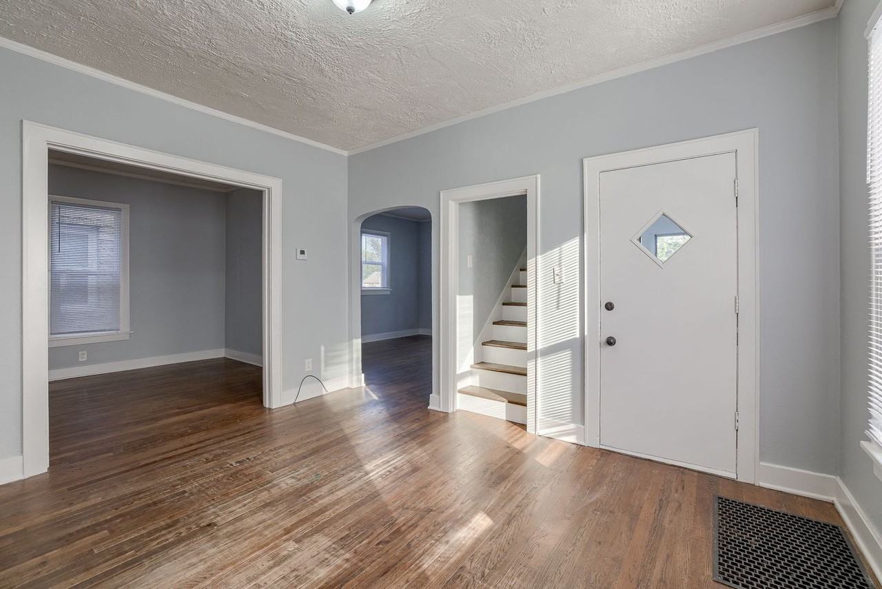 2411 Emmet St - Photo 4 of 27