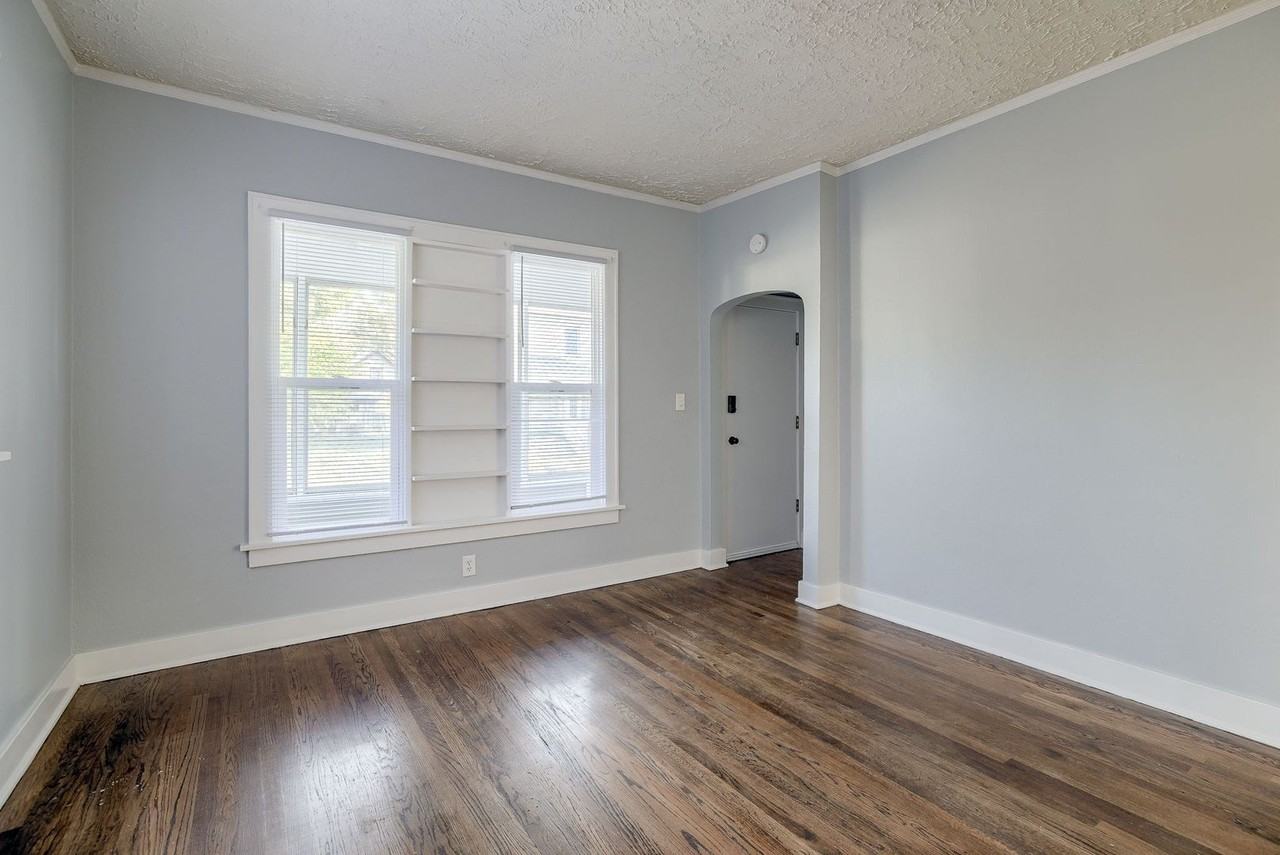 2411 Emmet St - Photo 7 of 27