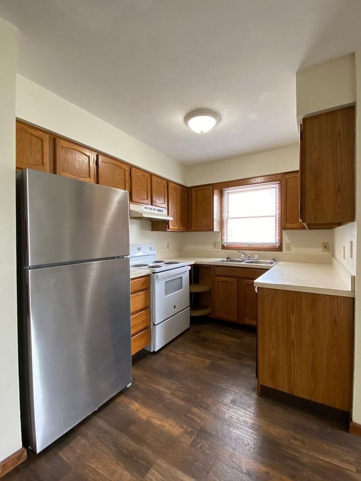 201 Stonewall Court - Photo 3 of 8