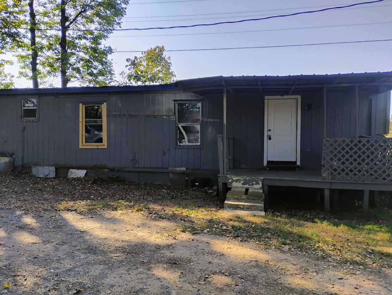 5818 Snoopy Ln - Photo 2 of 11