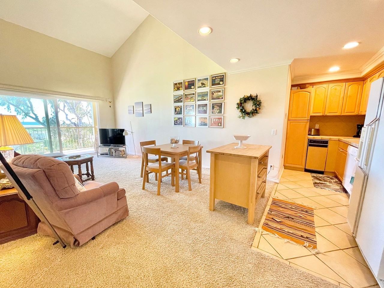 741 Reef Cir - Photo 4 of 14