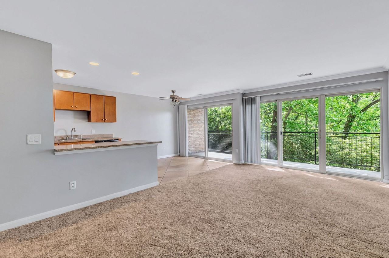 3600 Linwood Ave - Photo 4 of 10