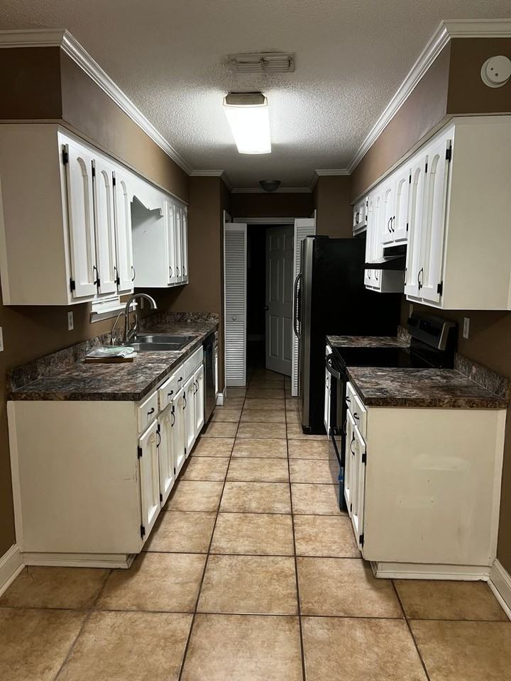 74 Wren Rd - Photo 3 of 15