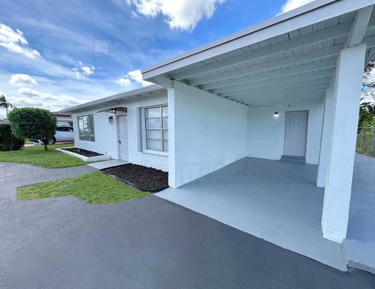 1641 Nw 24th Ter - Photo 2 of 12