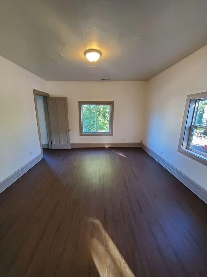 6034-6036 24th Ave. (Duplex) - Photo 2 of 12