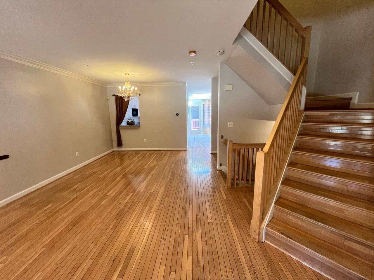 111 Lancefield Rd - Photo 3 of 38