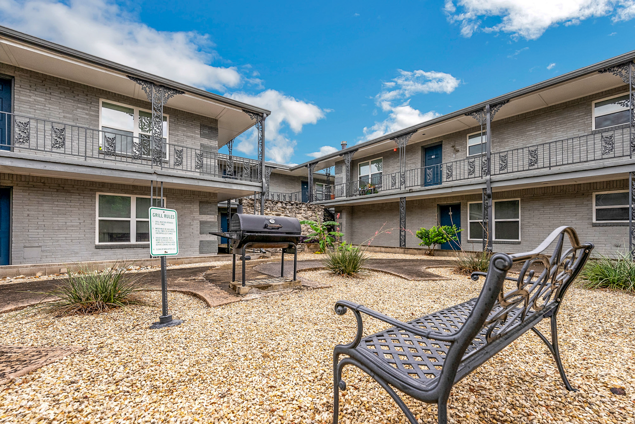 Abbey Road - Photo 5 of 32