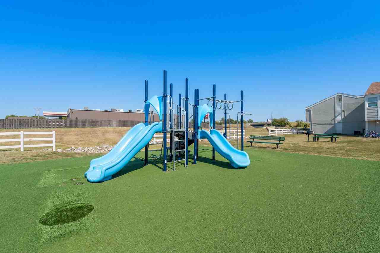 Townhomes @East 32nd - Photo 6 of 50