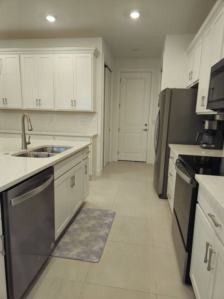 4211 Sonoma Oaks Cir - Photo 7 of 50