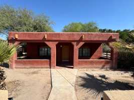 featured image of 313 S Magnolia Ave